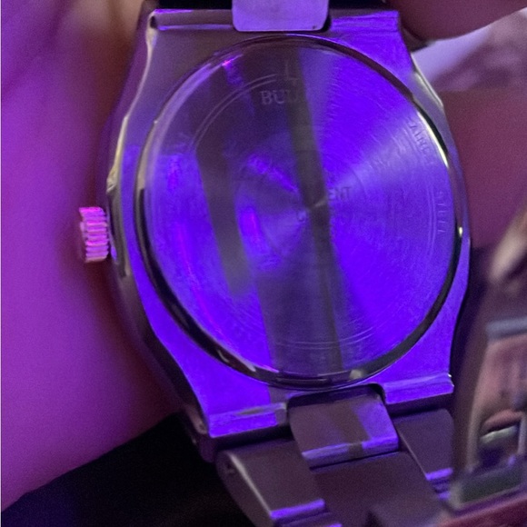 Bulova watch - Picture 4 of 4
